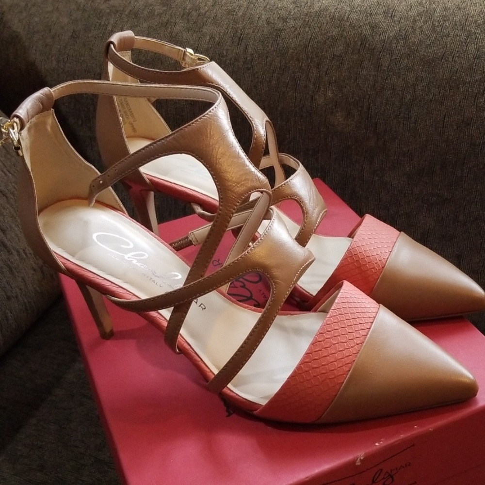 Women's size 10 pointed toe strappy heel